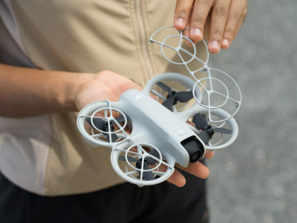 <h1>DJI Neo ģimenēm un jaunie&scaron;iem &ndash; kad drons kļūst par kopīgu izklaidi</h1>
