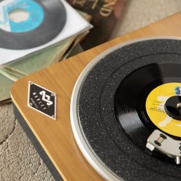 MARLEY vinila plašu atskaņotājs